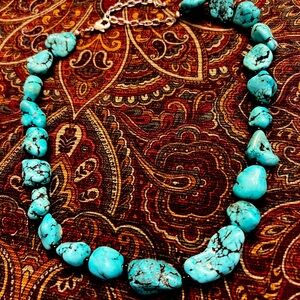 Chunky Nugget Turquoise Necklace with lovely beads (with extender) heavy piece!